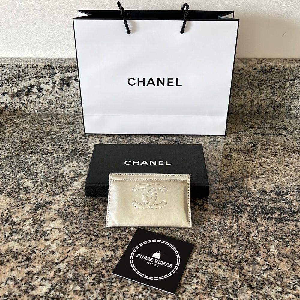 Authentic Chanel Card Holder - Picture 2 of 11